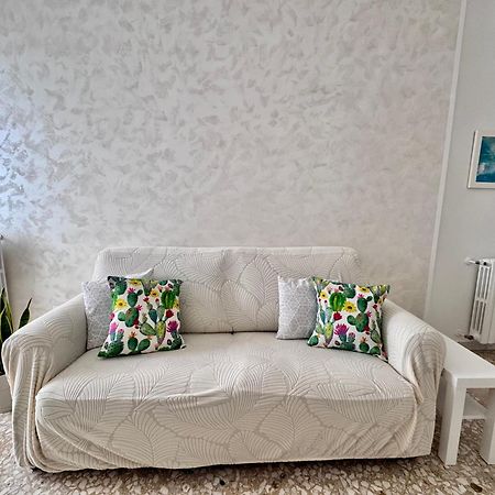Aliste Apartment Brindisi Exterior photo