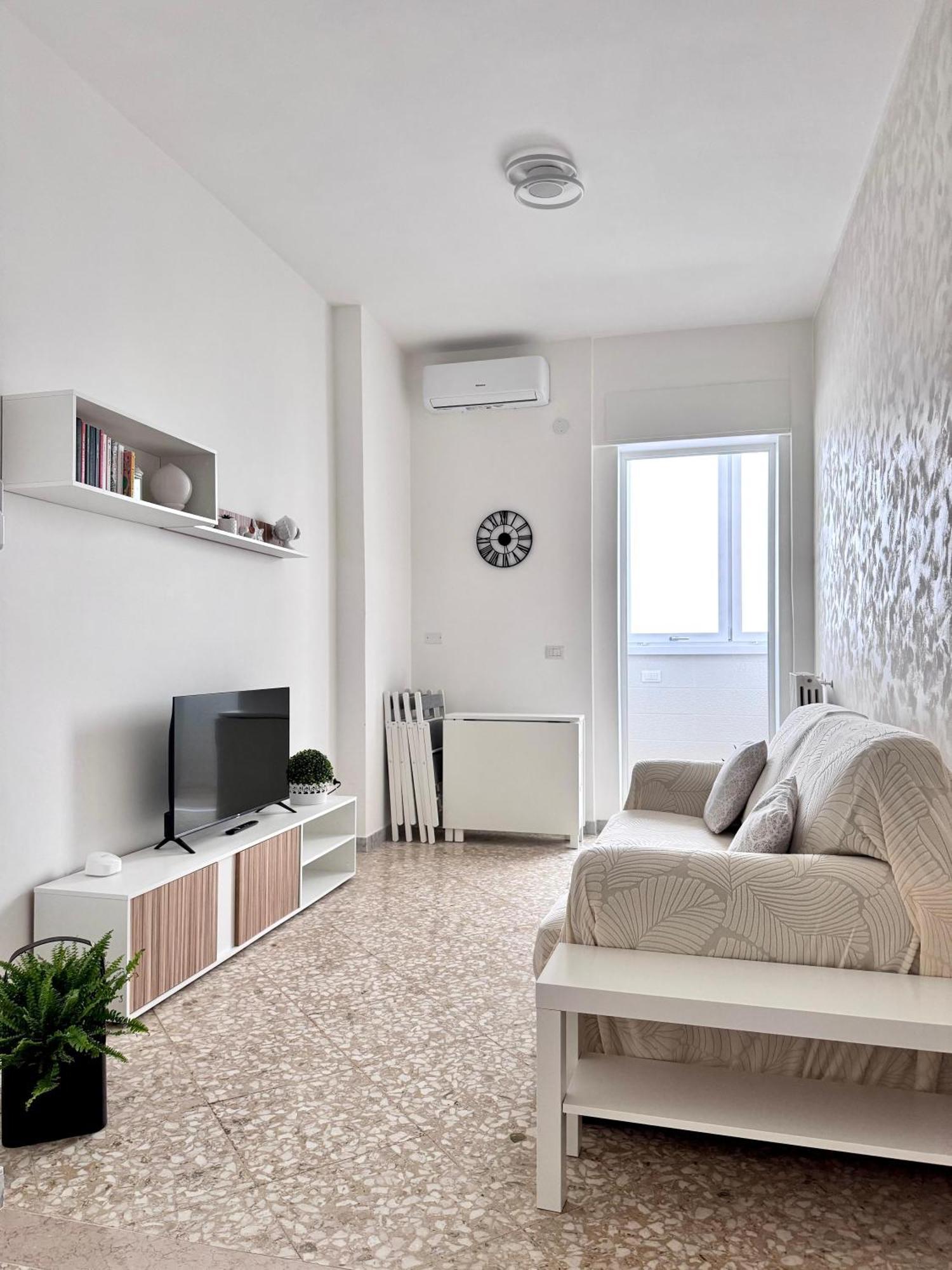 Aliste Apartment Brindisi Exterior photo