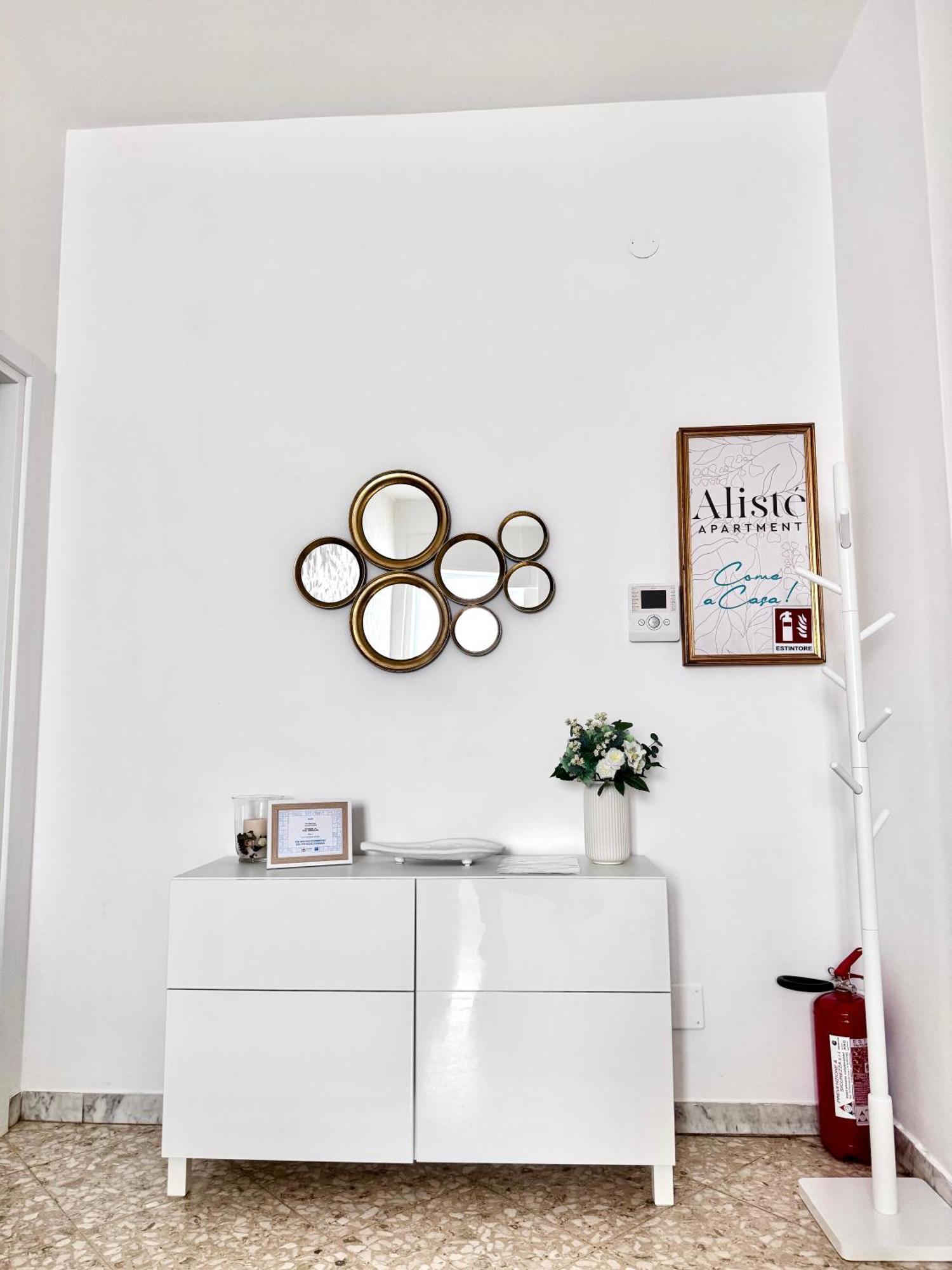 Aliste Apartment Brindisi Exterior photo